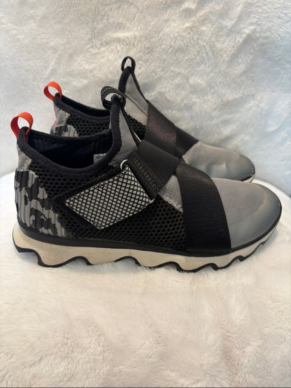 Sorel Casual Slip-On Sneakers in Gray and Black with Orange Heel Tab - Picture 2 of 5